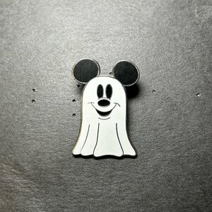 Smiling Ghost Mickey Mouse Disney Pin - 2007 Halloween series